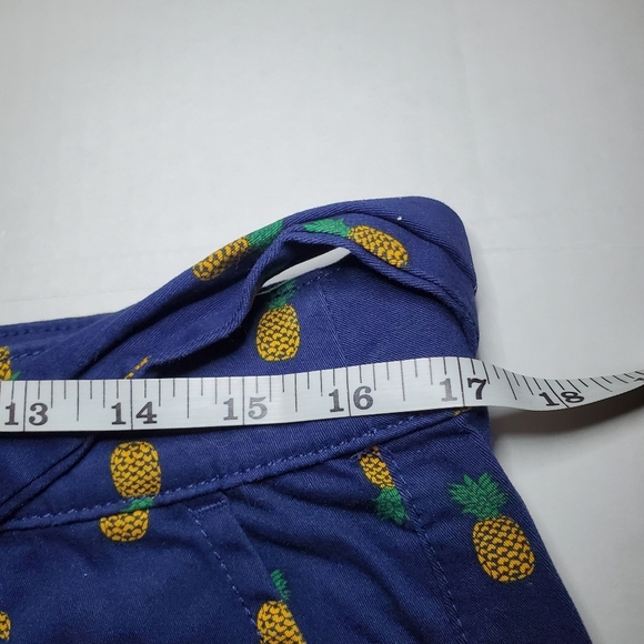 St John's Bay Shorts Blue Pineapple Design Size 10 NWT - Picture 7 of 7